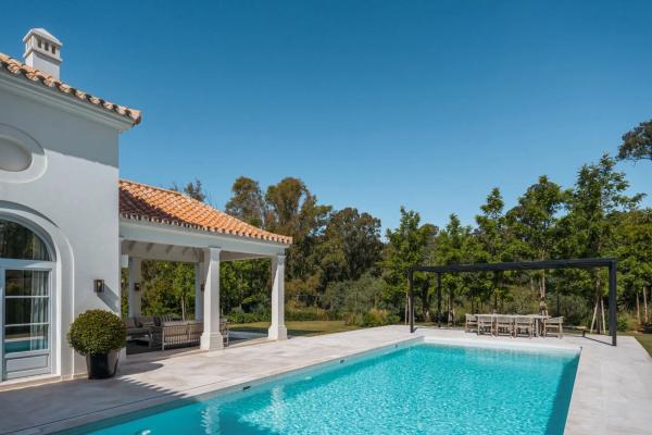 Chalet wolnostojący na sprzedaż w  Barrio Las Brisas, Marbella photo 4