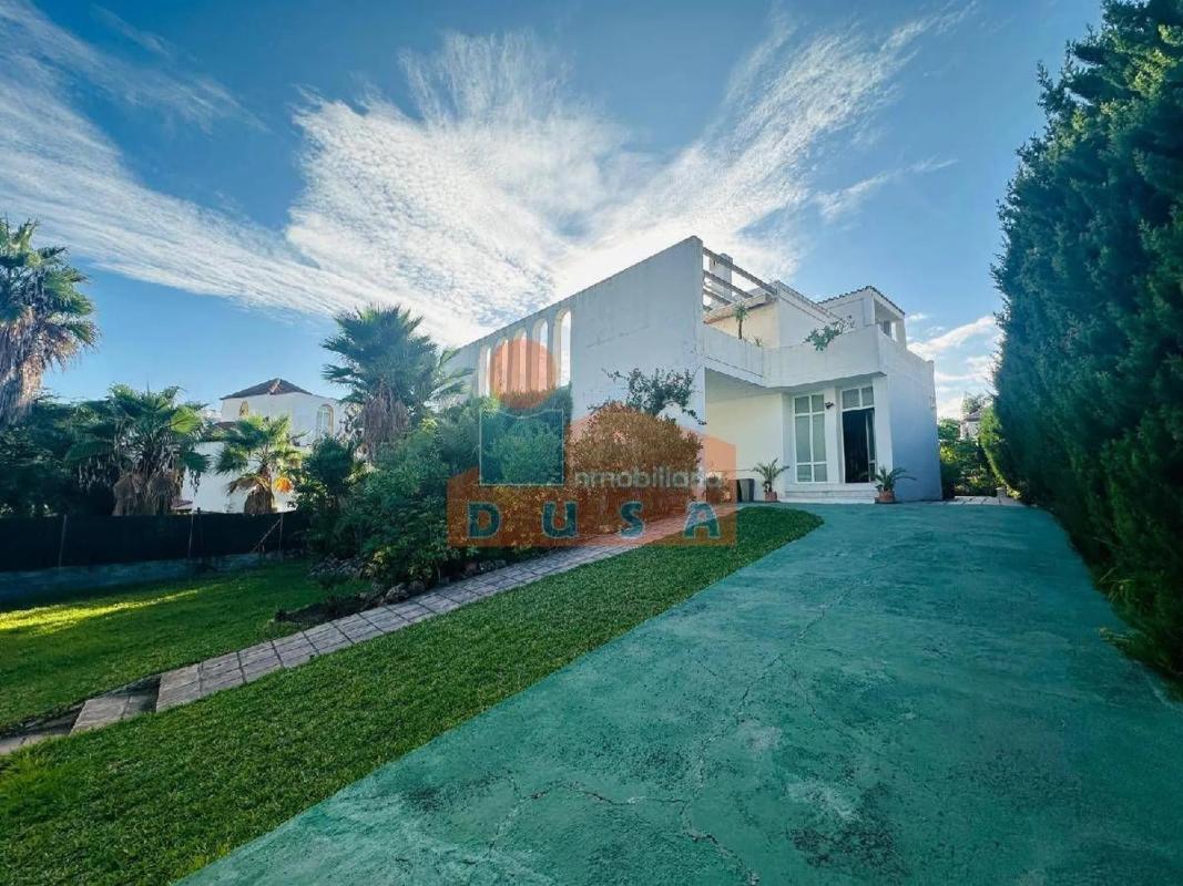 Продажа отдельного шале в Barrio Las Brisas, Марбелла photo 4