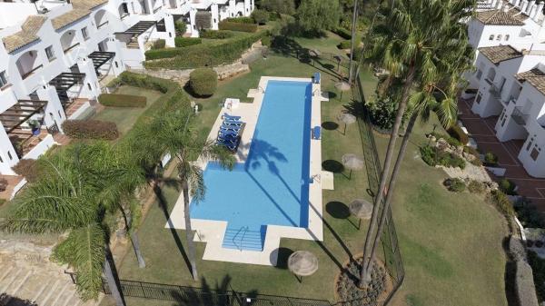 Independent chalet for sale in Nueva andalucia, Marbella
photo 1