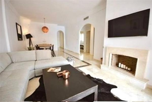 Venta de piso en Avenida del Prado, 69, Marbella
photo 1