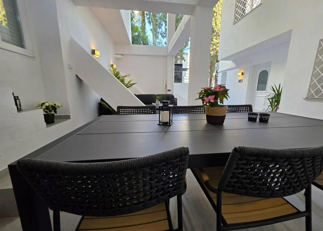 Venta de duplex en AV CALDERON DE LA BARCA-NVA, 26, Marbella photo 5