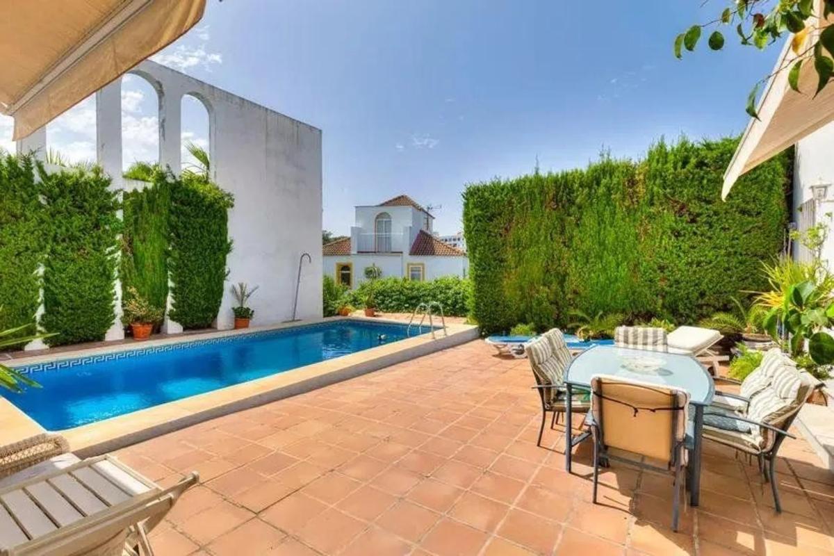 Продажа отдельного шале в Urbanizacion N Andalucia 21D, 47 T, Марбелла photo 4