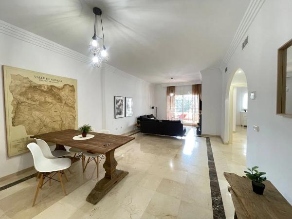Venta de piso en Avenida del Prado, 69, Marbella
photo 1