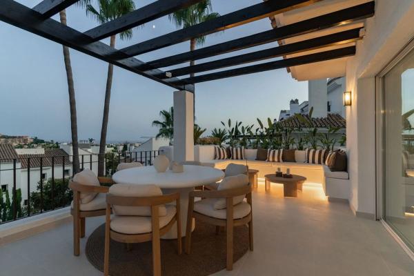 Duplex for sale on Calle Alcazar 16-D, Marbella photo 3