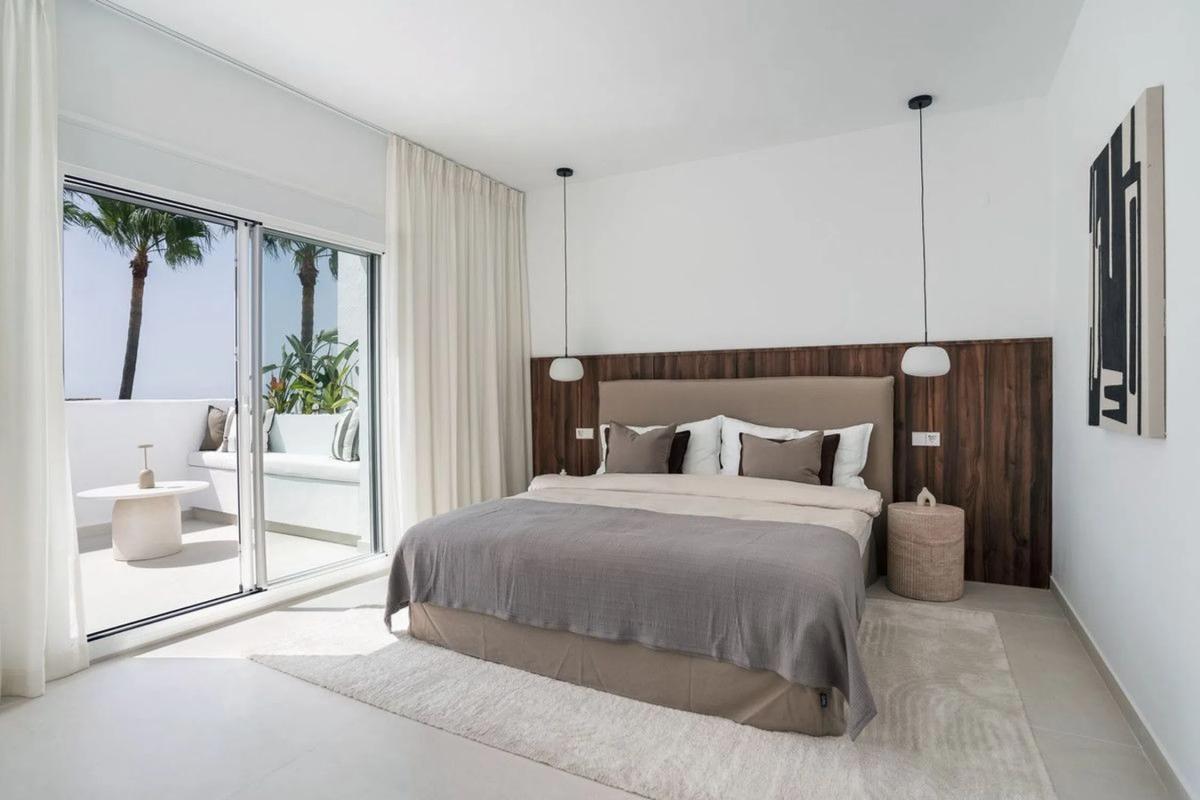 Duplex sale in Calle Alcazar 16-D, Marbella photo 4