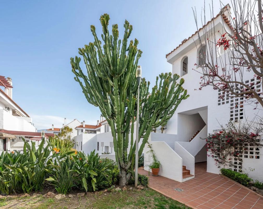 Продажа квартиры на Calle las Ventas, Марбелла
photo 2