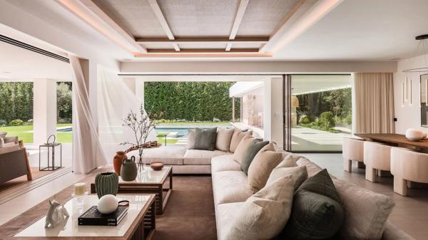 Chalet independiente en venta en Calle Copenhague 30-D, Marbella
thumbnail 2