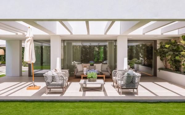 Chalet independiente en venta en Calle Copenhague 30-D, Marbella
thumbnail 3