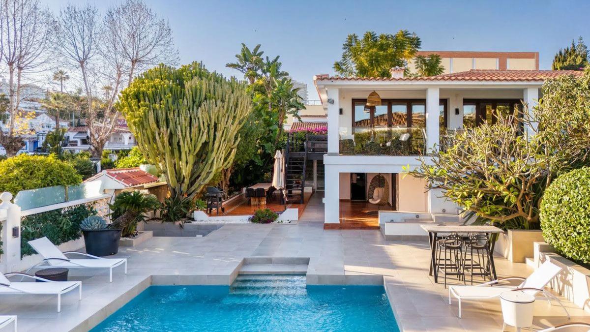 Venta de chalet independiente en Calle Alcalá 15-D, Marbella
 photo 2