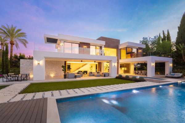 Chalet independiente en venta en Avenida del Prado, Marbella
thumbnail 2