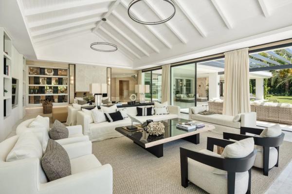 Chalet independiente en venta en Urbanizacion N Andalucia 25D, Marbella
 photo 4