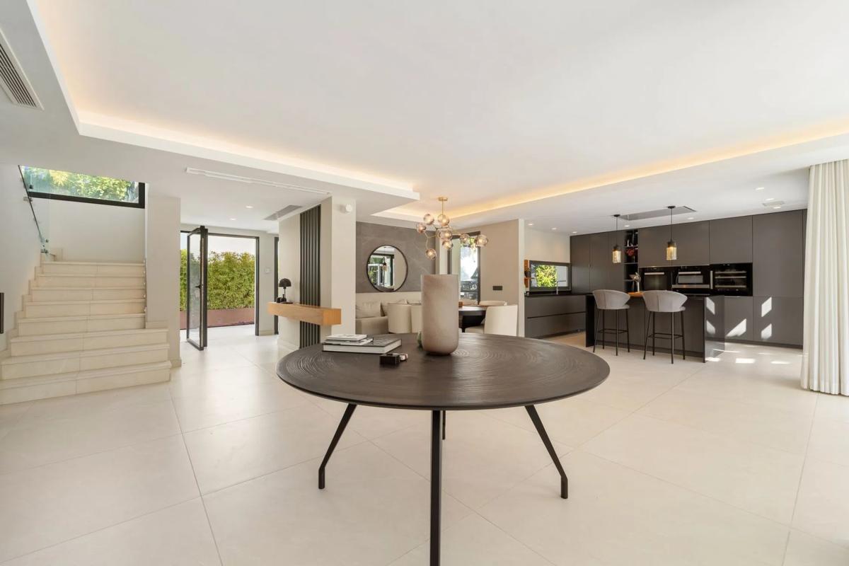 Продажа отдельного шале в Barrio Las Brisas, Марбелла photo 3