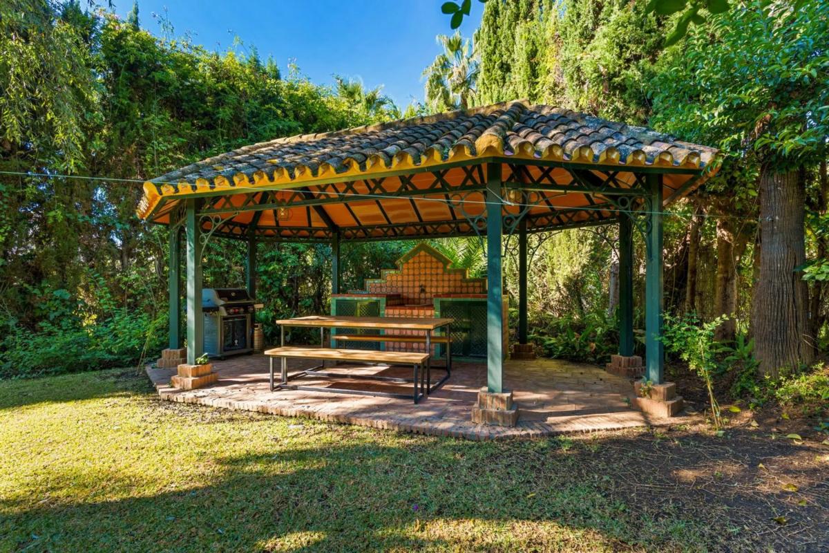 Sale of independent chalet in Calle 01D Nva Andaluc, 6, Marbella
photo 4