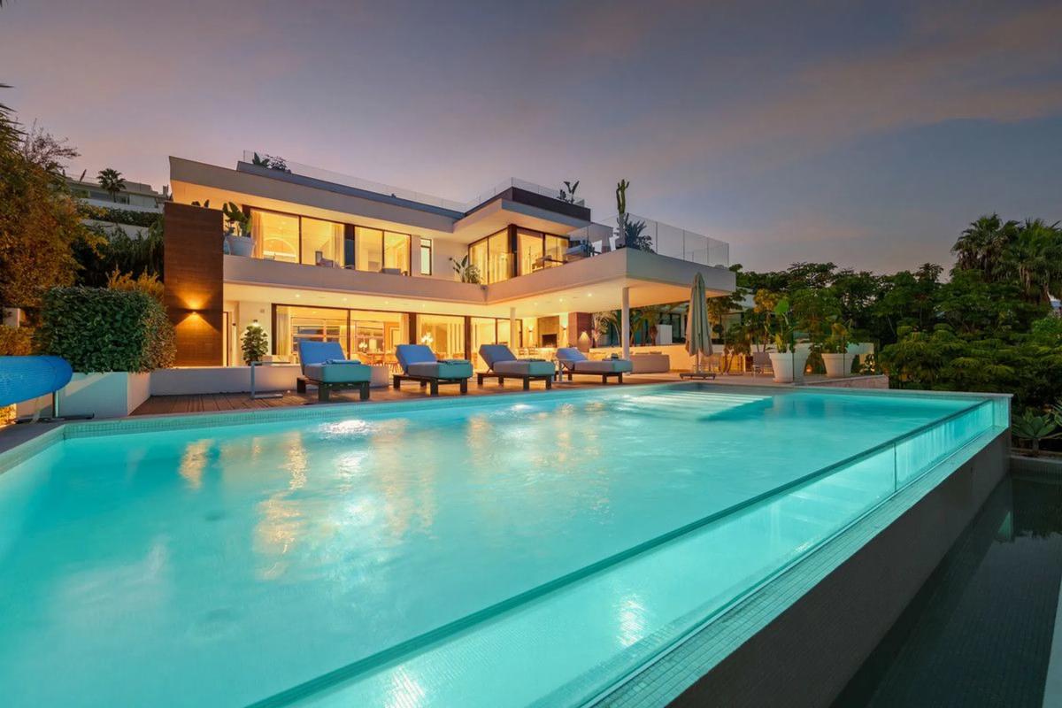 Venta de chalet independiente en Calle 20D Nva Andaluc, 20, Marbella
photo 1