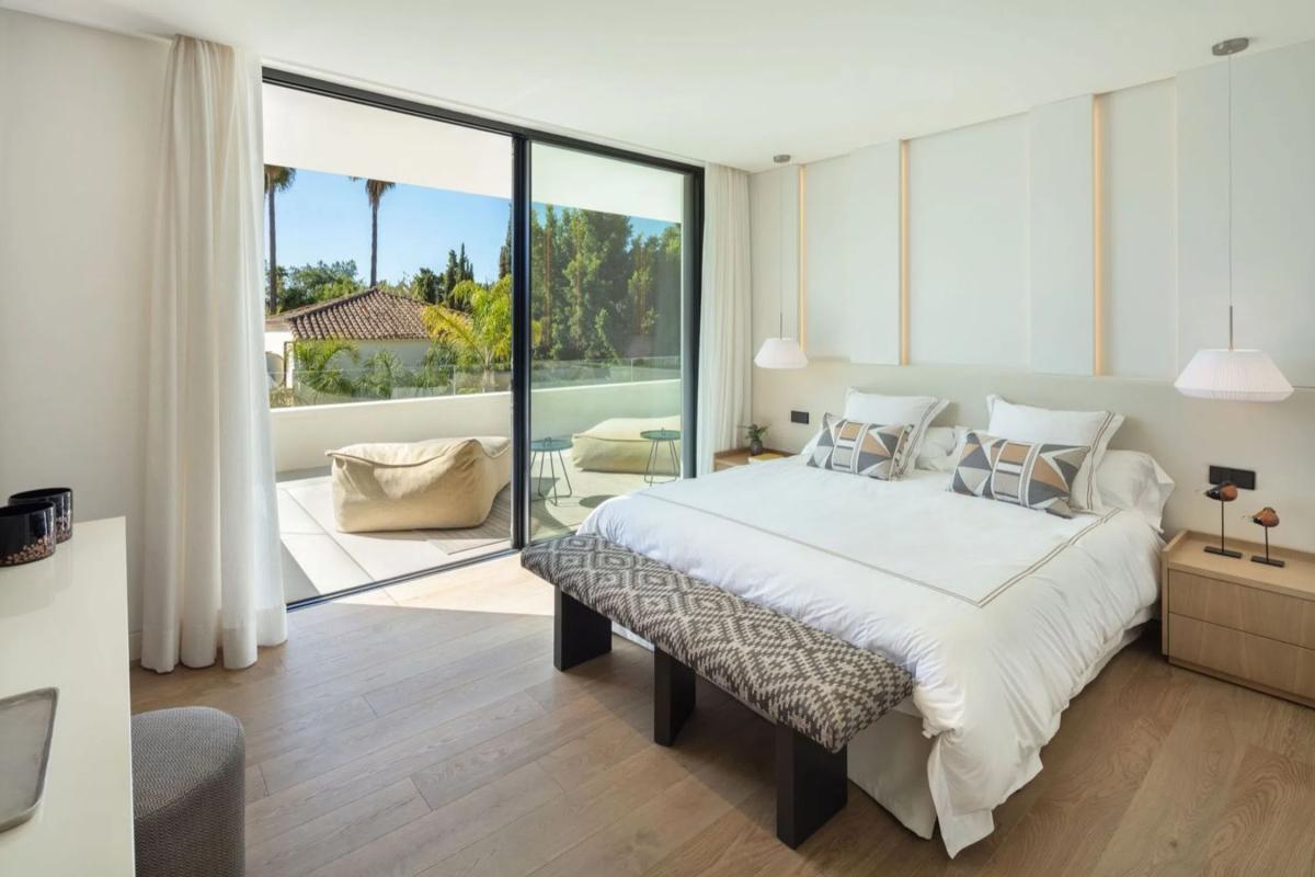 Venta de chalet independiente en Barrio Las Brisas, Marbella
 photo 3