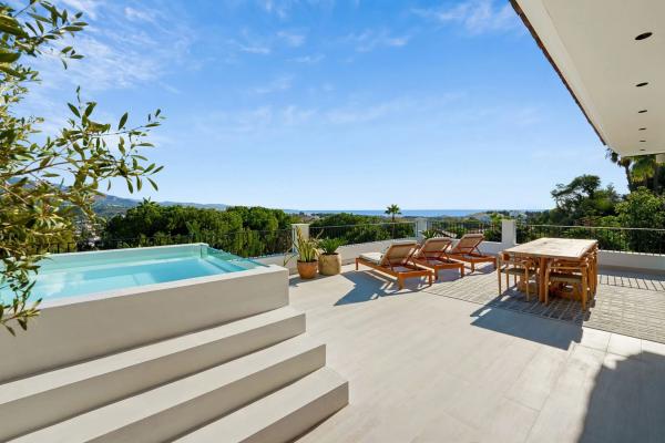 Chalet wolnostojący na sprzedaż w  Urbanizacion N Andalucia 19D, Marbella photo 4