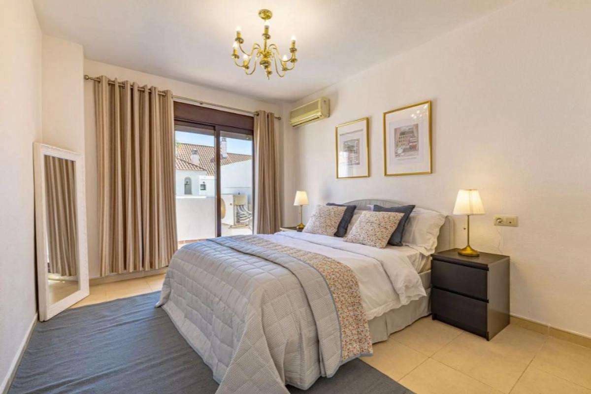 Продажа квартиры на Barrio Las Brisas, Марбелла
photo 5