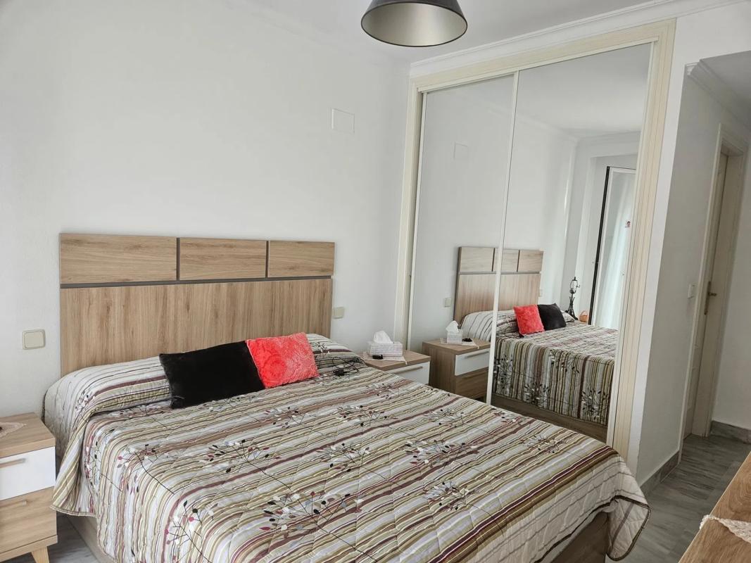 Venta de piso en Avenida Príncipe Salman A-1, 13, Marbella
 photo 5