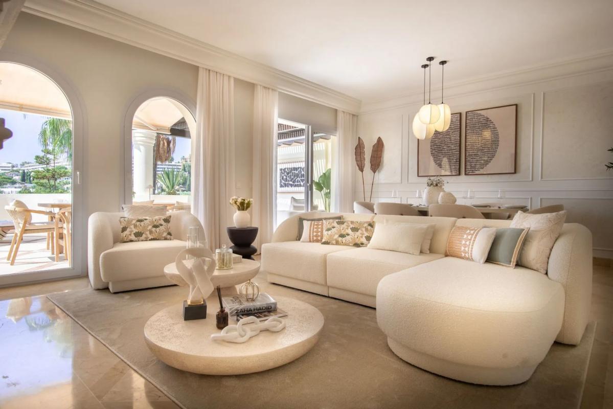 Duplex sale in Barrio Las Brisas, Marbella photo 2
