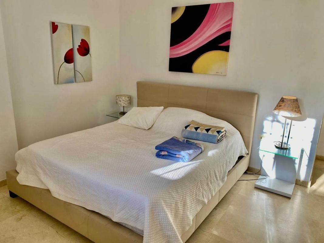 Venta de piso en Barrio Las Brisas, Marbella
photo 3