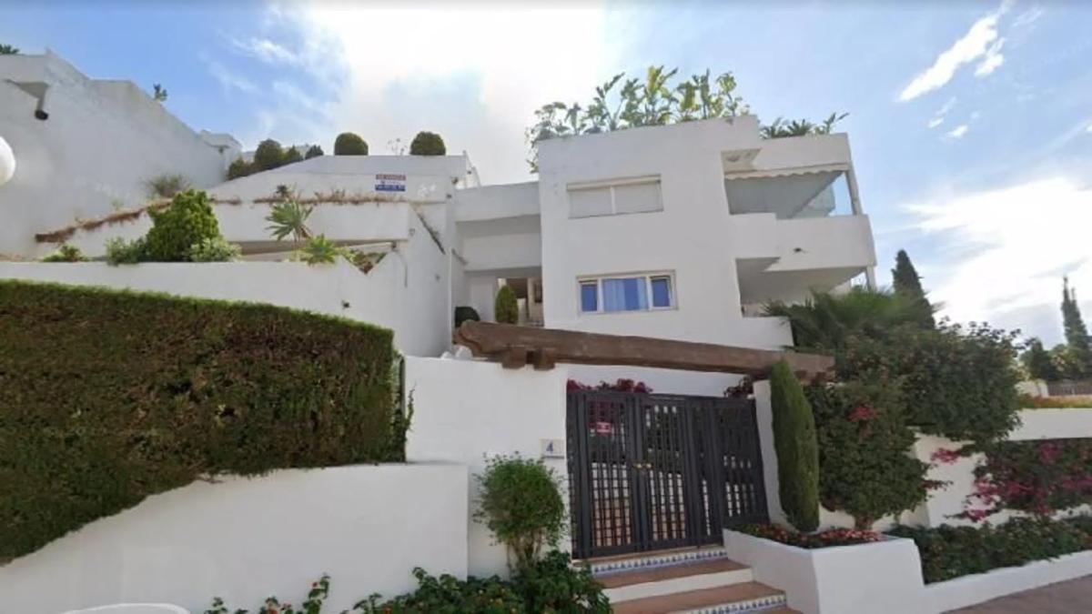 Venta de piso en Barrio Las Brisas, Marbella
photo 1