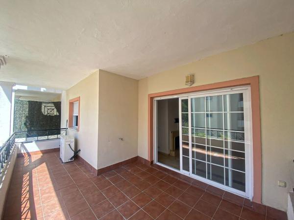 Sprzedaż mieszkania w Urbanizacion N Andalucia 25D, 77, Marbella
 photo 2
