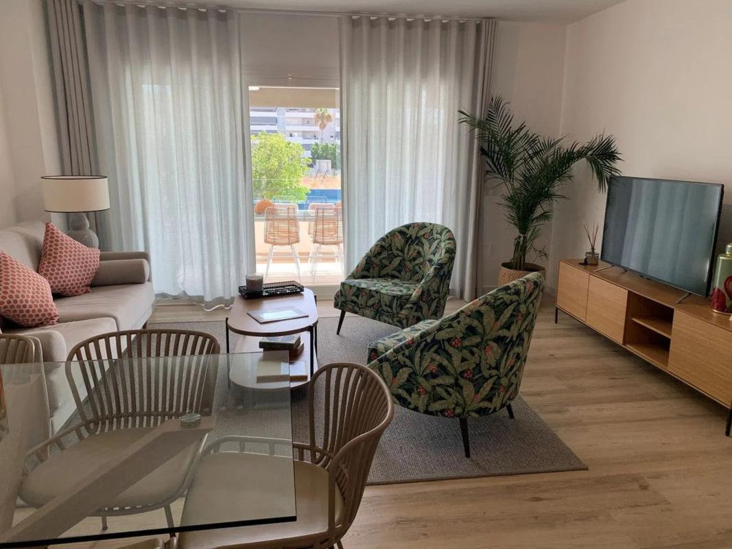 Sale of apartment in Calle Alcalá 15-D, Marbella
photo 3