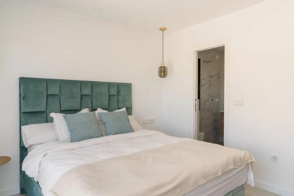 Chalet independiente en venta en Pasaje Miguel Mihura, Marbella
 photo 4