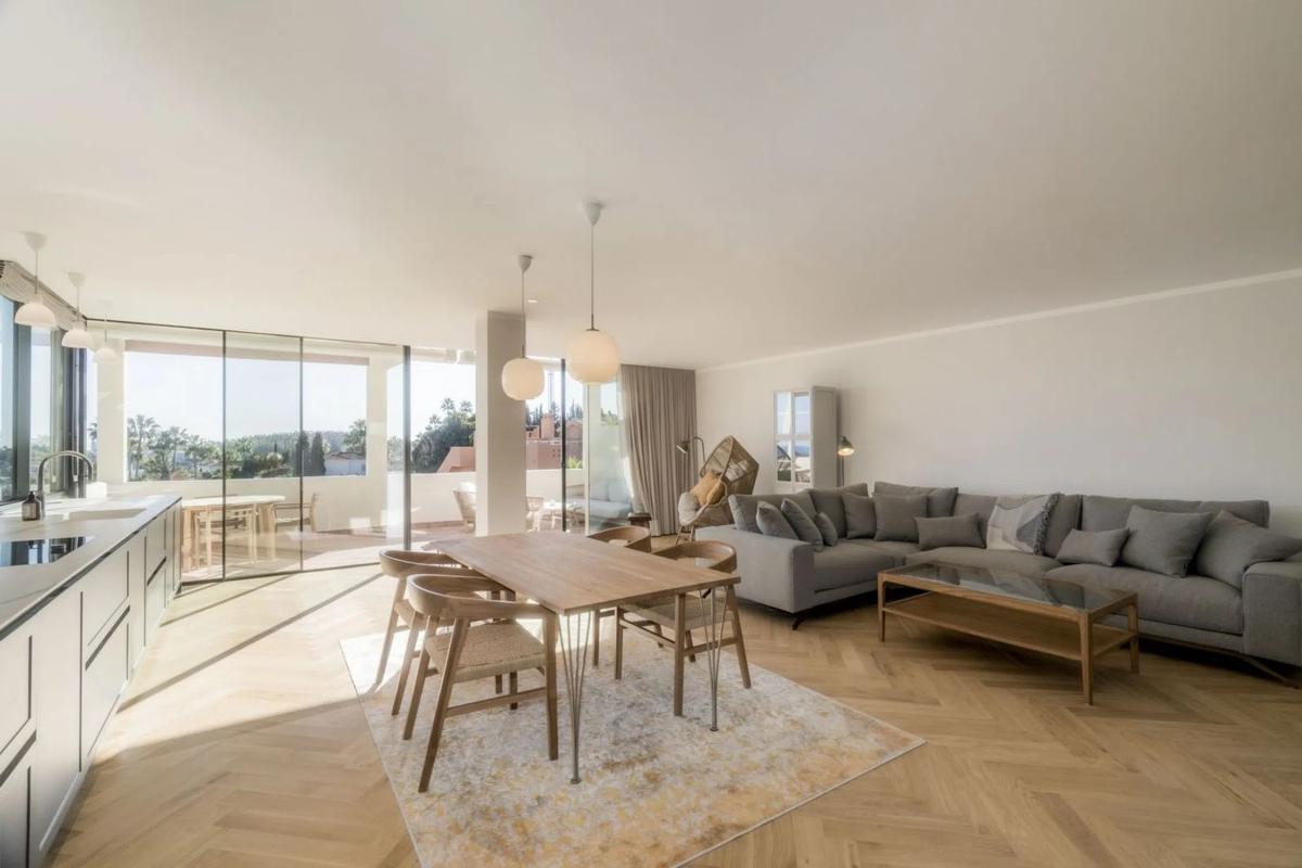 Продажа квартиры на Barrio Las Brisas, Марбелла
photo 3
