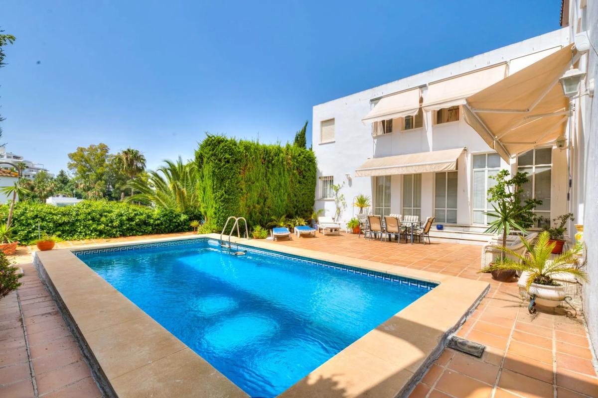 Venta de chalet independiente en Calle Lisboa 23-D, 29, Marbella
photo 5