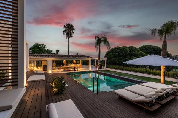 Chalet wolnostojący na sprzedaż w  Avenida Generalife s/n, Marbella photo 4