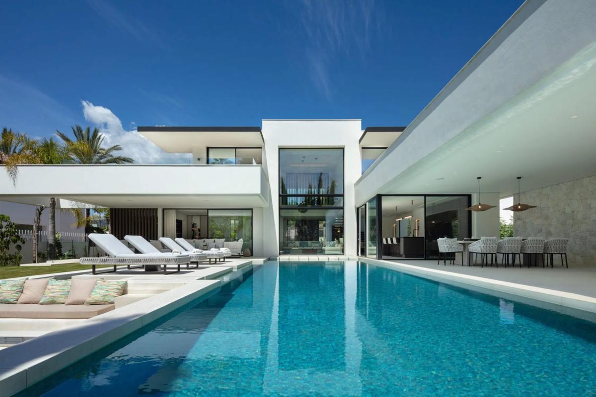 Venta de chalet independiente en Calle Copenhague 30-D, Marbella
 photo 5