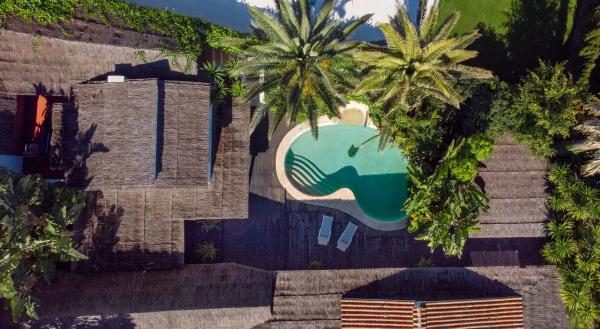 Chalet wolnostojący na sprzedaż w  Barrio Las Brisas, Marbella photo 1