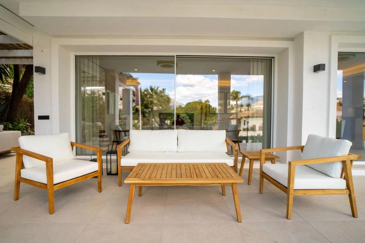 Продажа отдельного шале в Avenida Generalife, 27 -25, Марбелла photo 5
