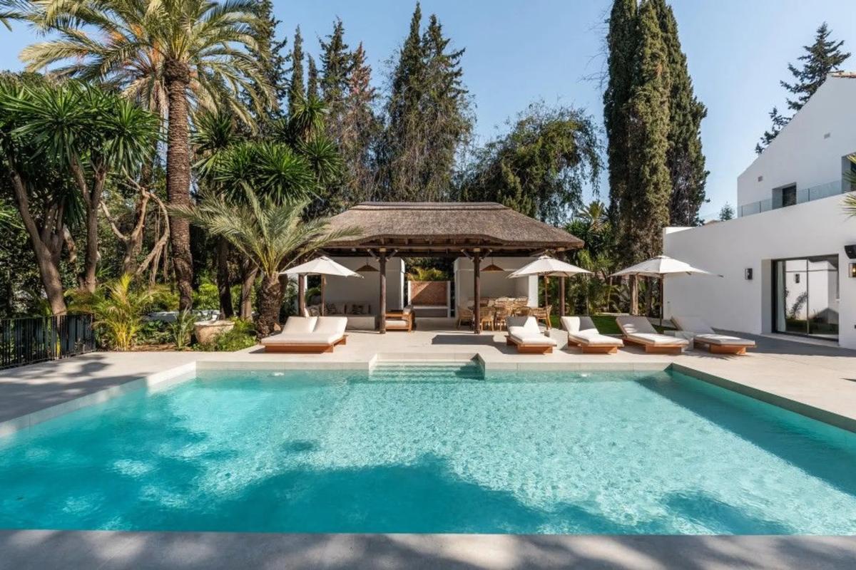 Sprzedaż niezależnego domku jednorodzinnego w Calle Oslo, Marbella photo 3