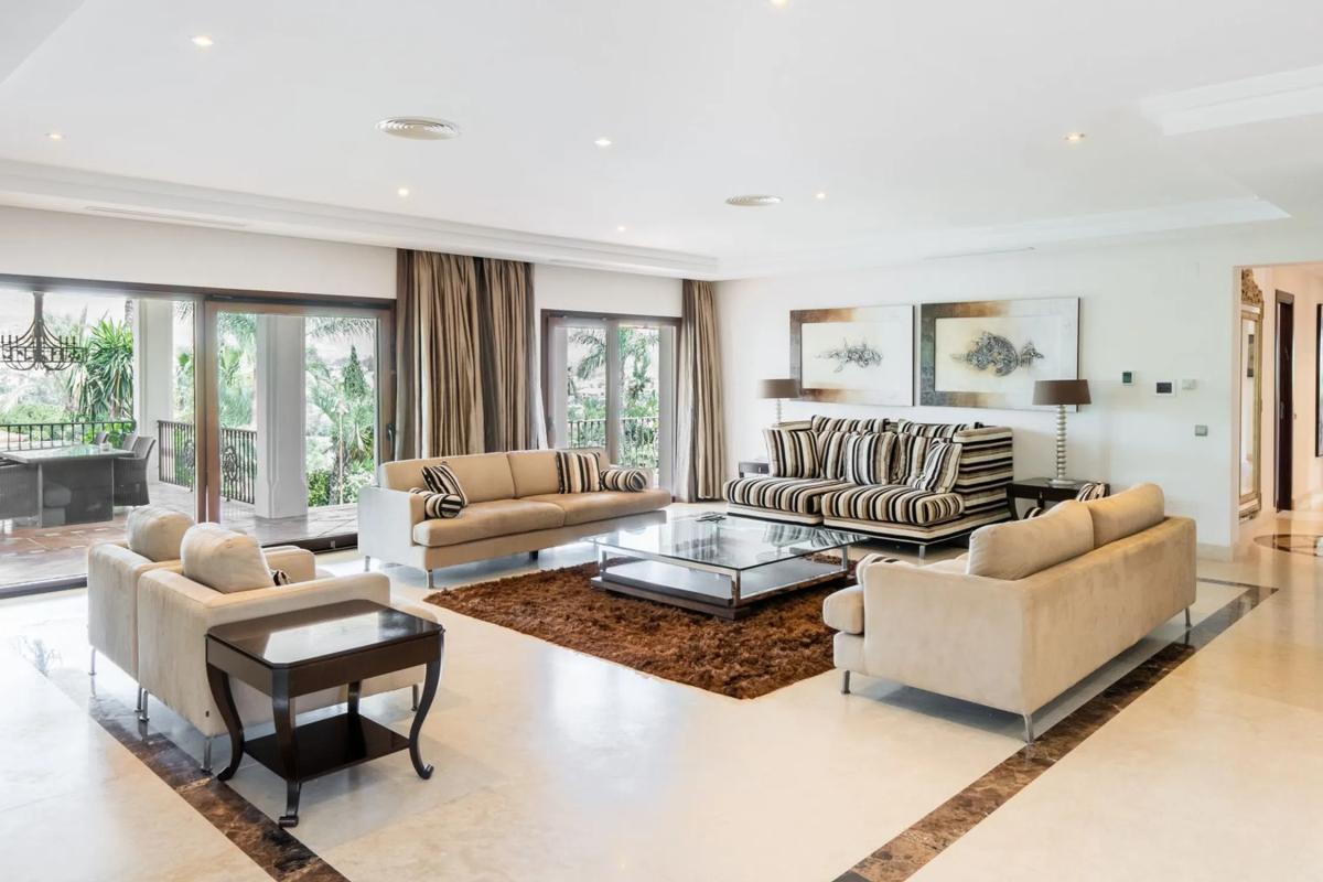 Sprzedaż niezależnego domku jednorodzinnego w  Barrio Las Brisas, Marbella photo 4