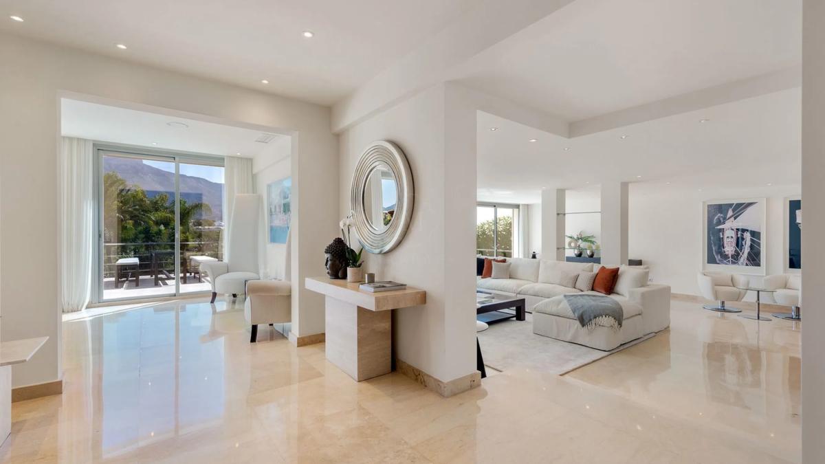 Продажа отдельного шале в Barrio Las Brisas, Марбелла photo 3