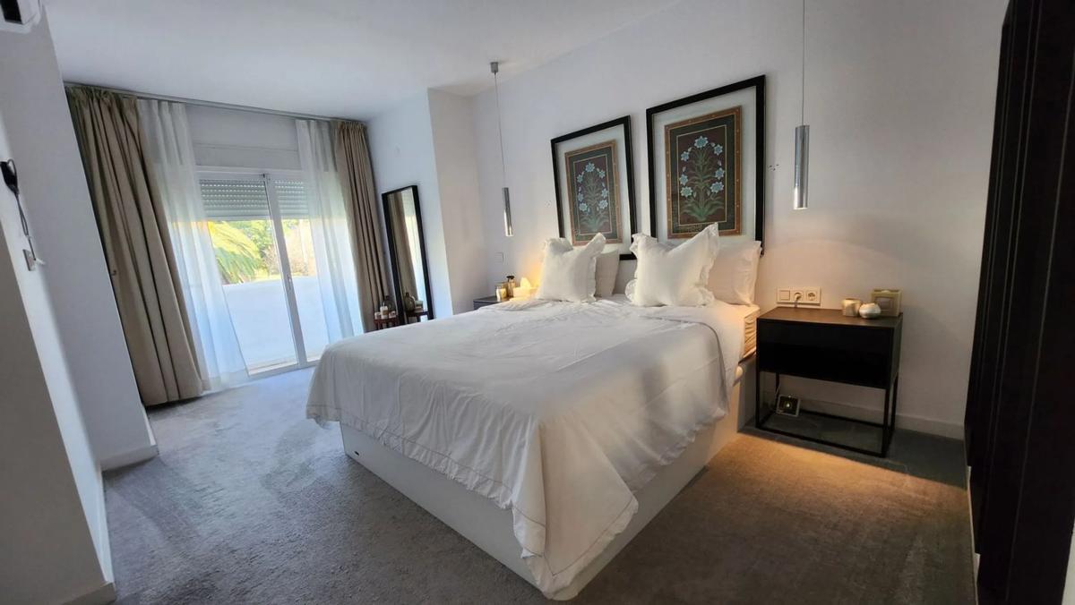 Duplex sale in Calle Milan 28-D, 64 --63, Marbella photo 2