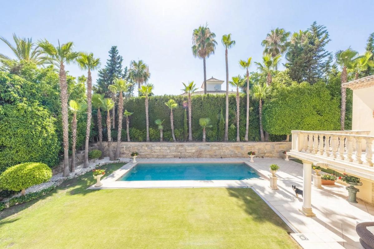 Sale of independent chalet in Urbanizacion N Andalucia 25D, Marbella
photo 5