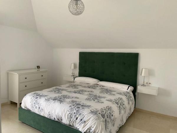 Duplex na sprzedaż w Barrio Las Brisas, Marbella thumbnail 2