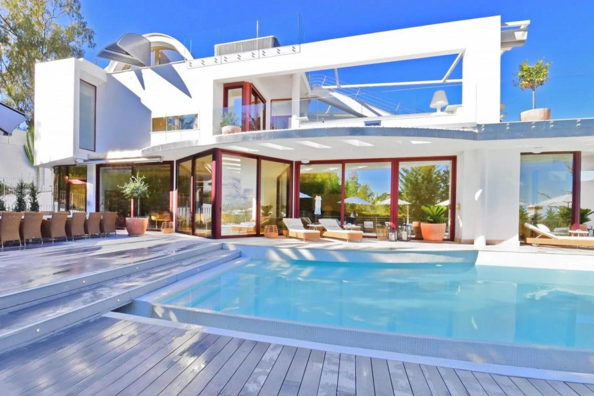 Sprzedaż niezależnego domku jednorodzinnego w  Casa Blanca Calderon de la Barca, Marbella photo 5