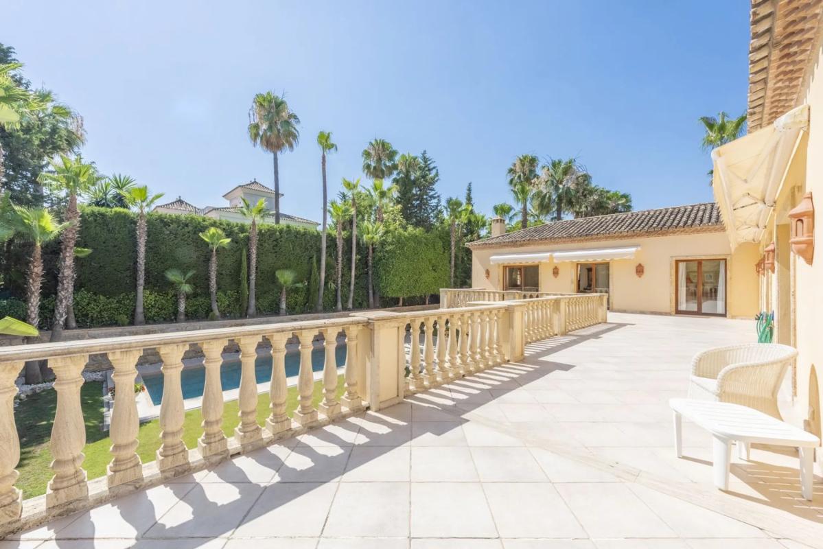 Продажа отдельного шале в Barrio Las Brisas, Марбелла photo 2