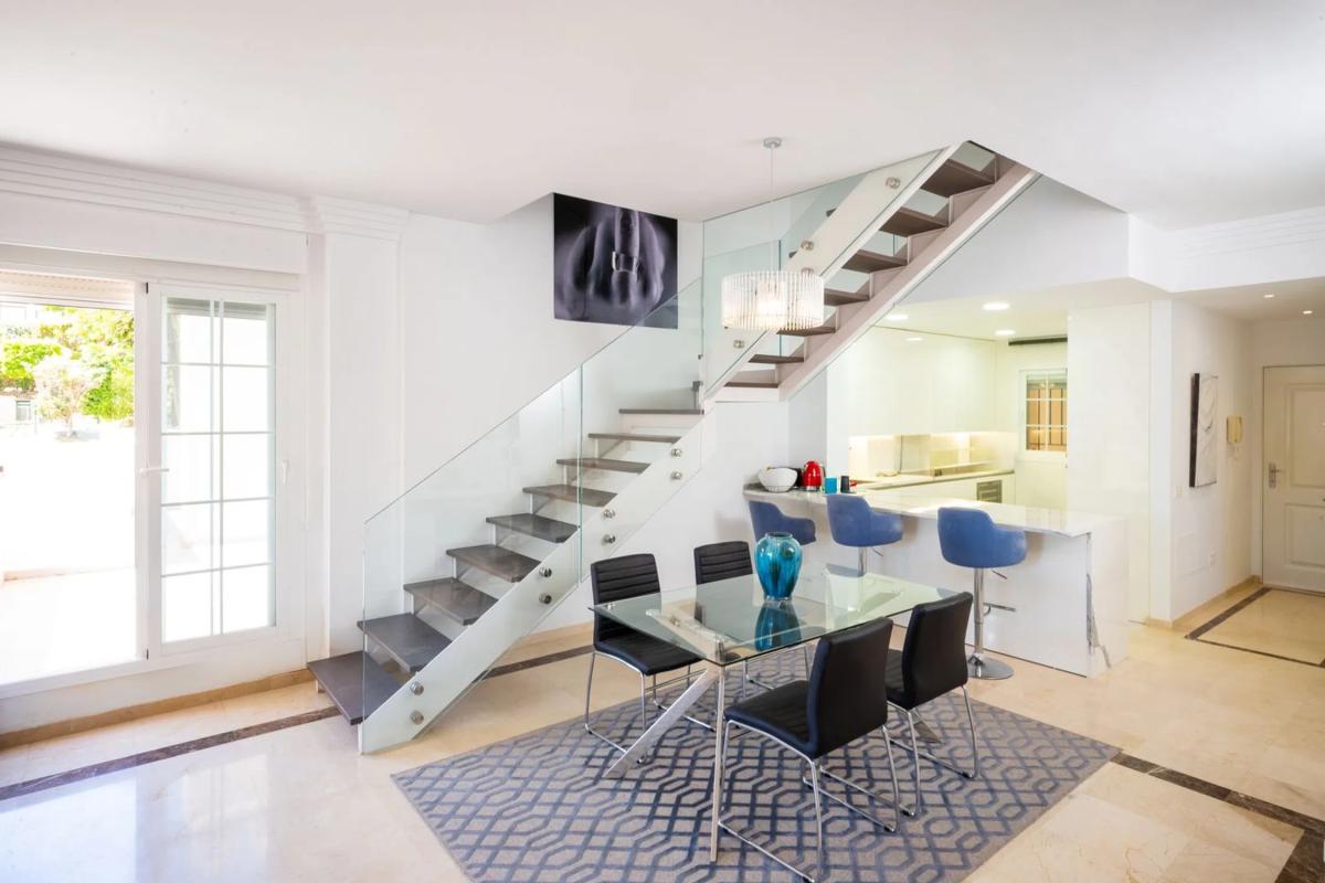 Venta de duplex en Avenida del Prado, 69, Marbella photo 1