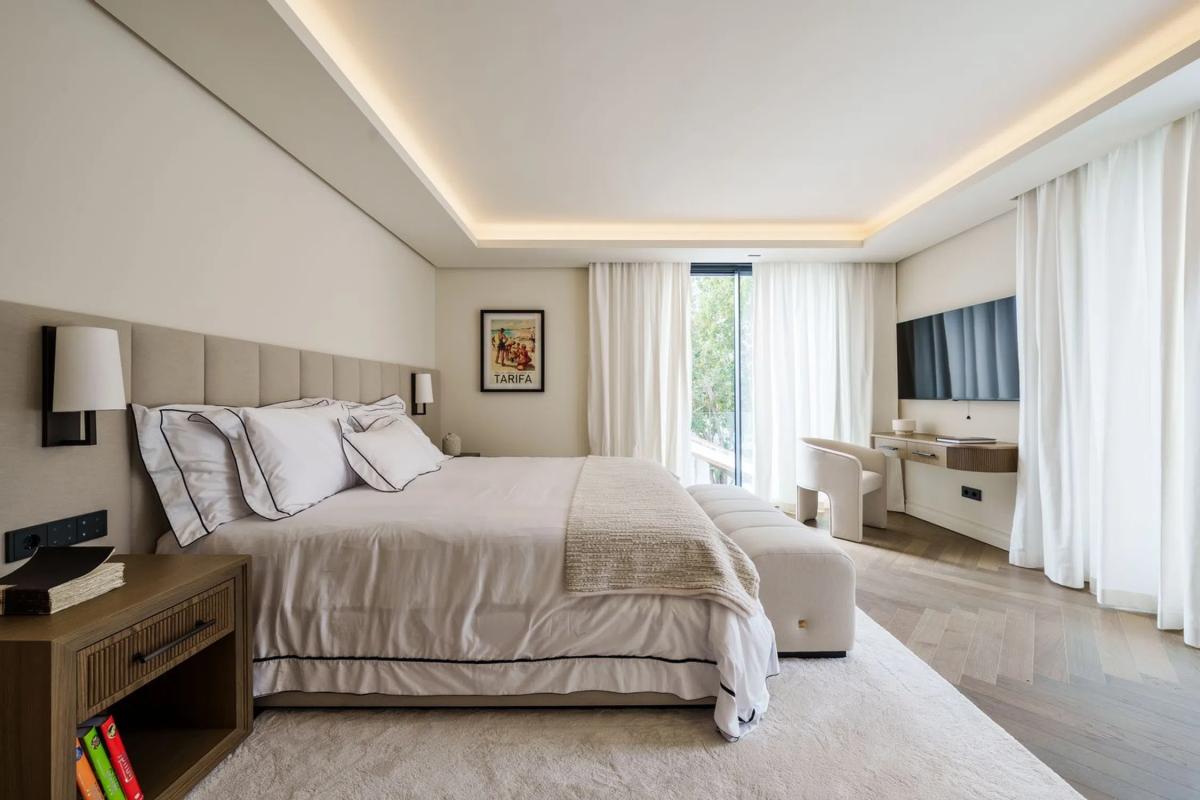 Sprzedaż niezależnego domku jednorodzinnego w  Calle Oslo, Marbella photo 4