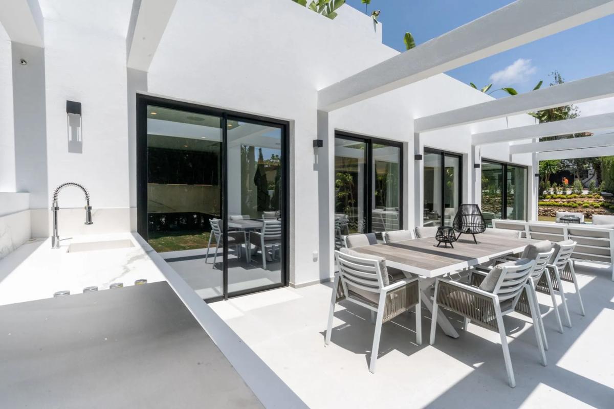 Продажа отдельного шале в Barrio Las Brisas, Марбелла photo 5