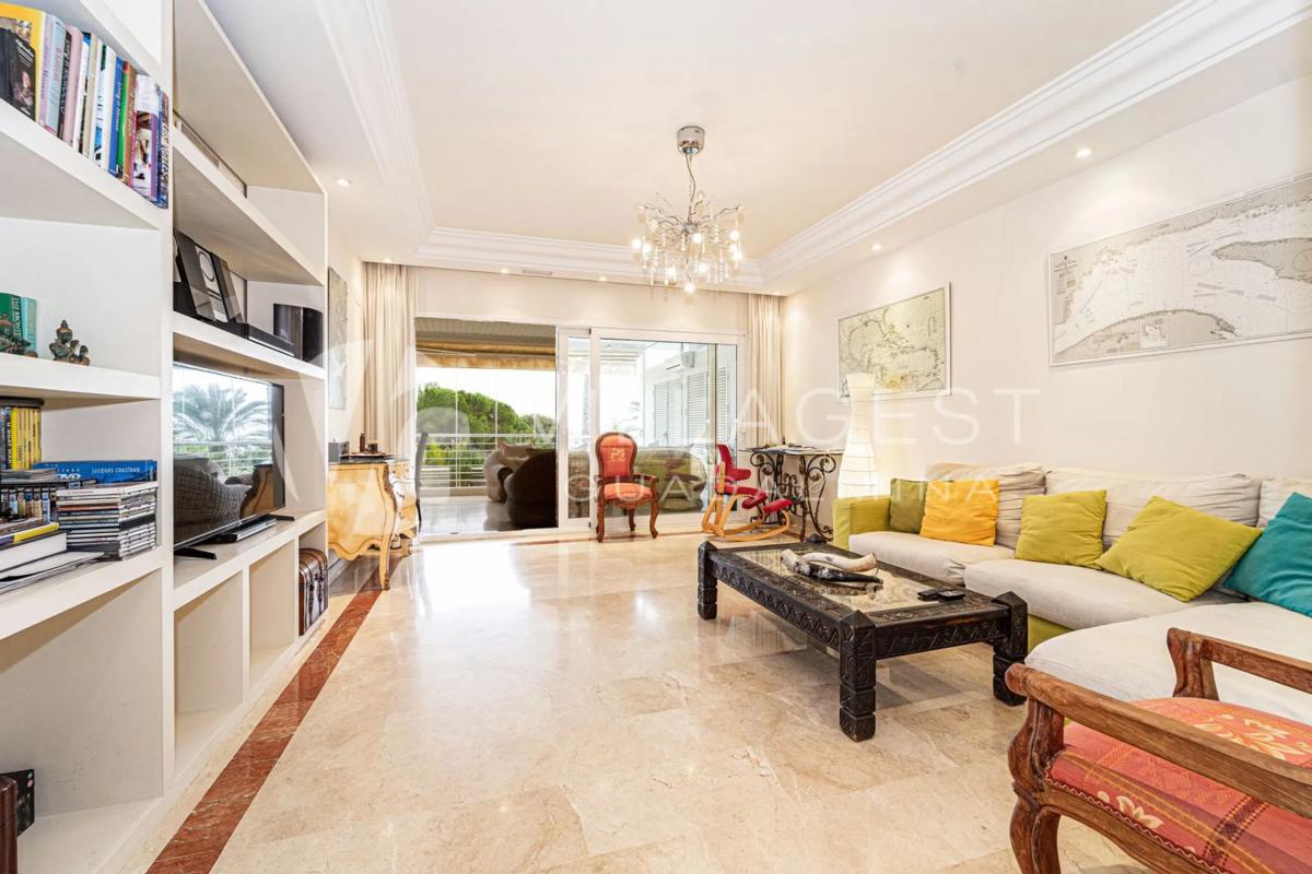 Sale of apartment in Calle Alcalá 15-D, Marbella
photo 5