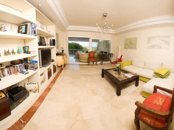Venta de piso en Barrio Las Brisas, Marbella
 photo 3