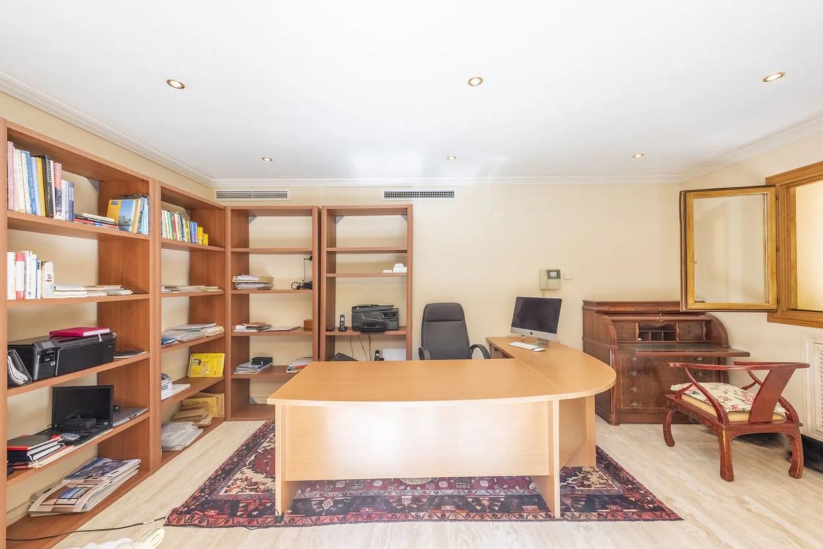 Продажа отдельного шале в Barrio Las Brisas, Марбелла photo 3