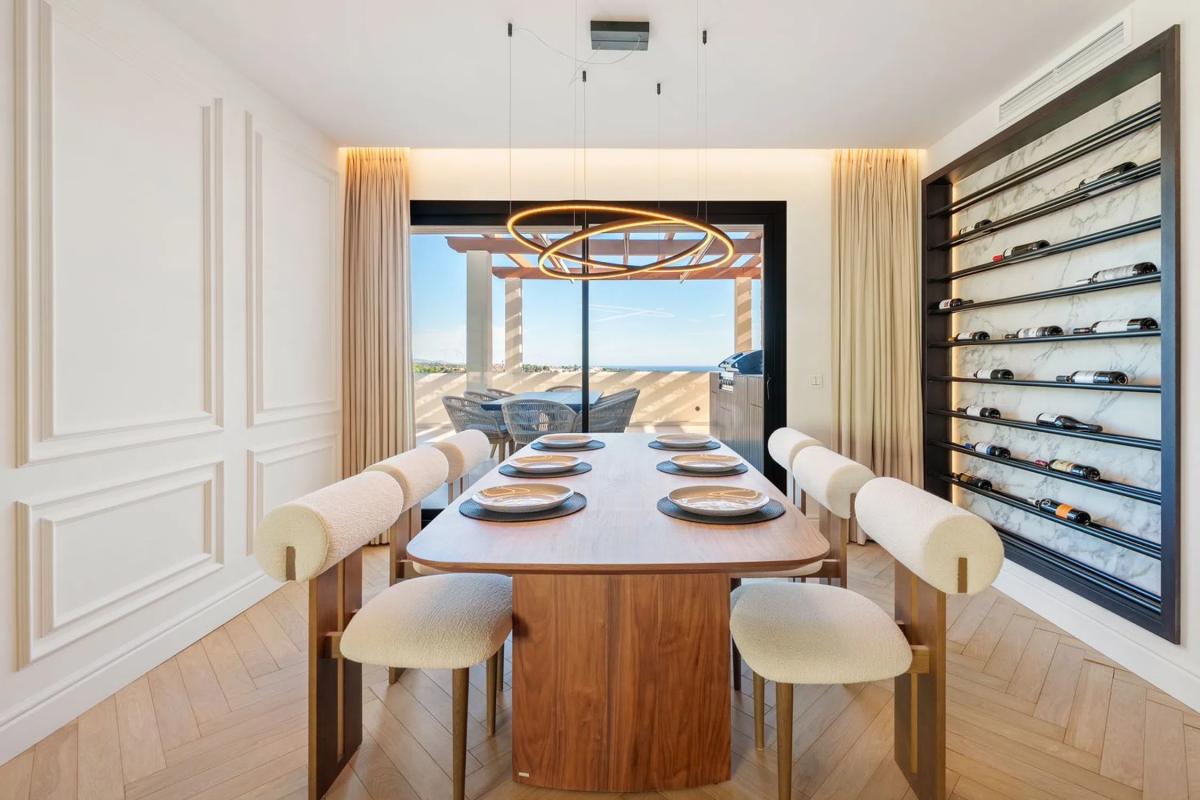 Duplex sale in Barrio Los Naranjos, Marbella photo 3