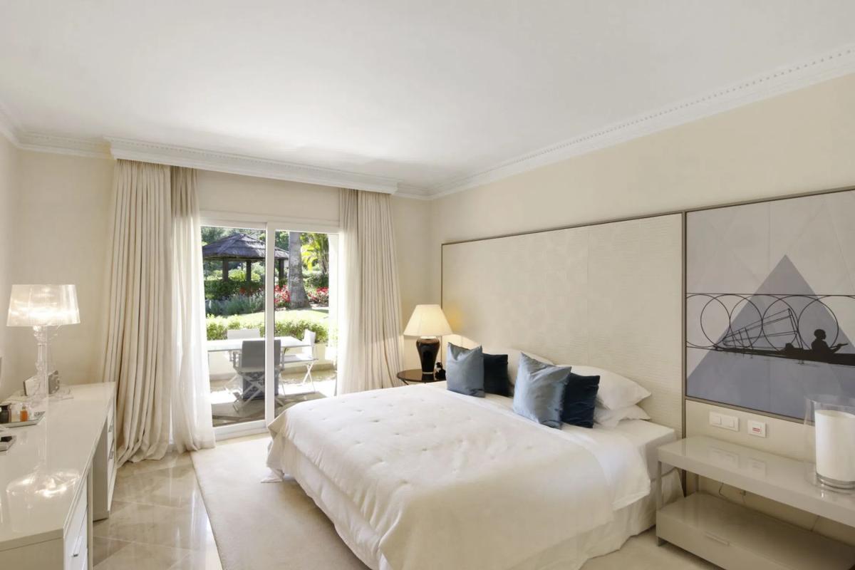 Sale of apartment in Barrio Los Naranjos, Marbella
photo 5